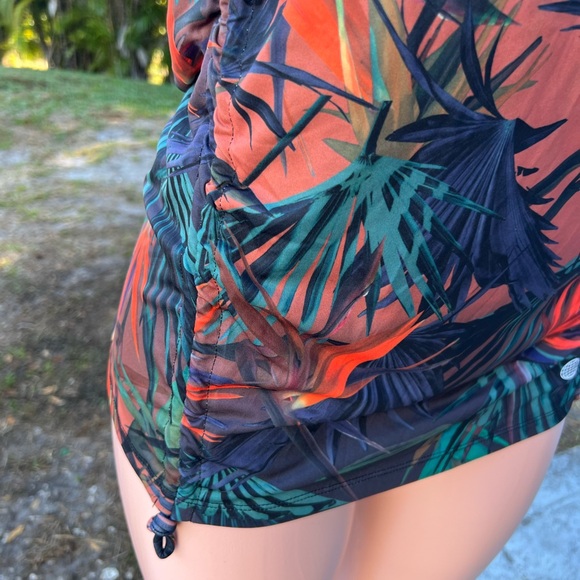 Reel Legends Multicolor Performance Top - Picture 3 of 7